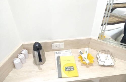 Ahmedabad City Centre Hotel | Budget-Friendly Hotel One Up with Breakfast & Family Perks