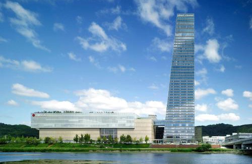 Yuseong Hotel | Elegant Hotel Onoma Daejeon with Pool & Spa Amenities