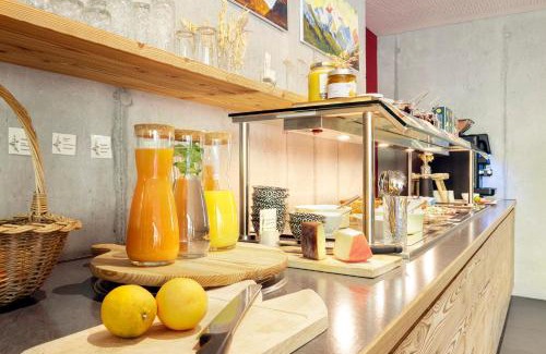 Stelvio Hotel | Welcoming Hotel Ortles B&B with Hot Tub & Pet-Friendly Stays
