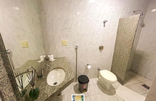 Centro Hotel | Budget-Friendly Hotel Oscar in Montes Claros with Breakfast