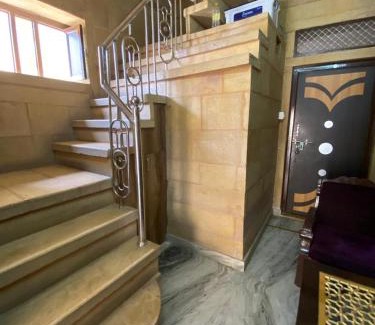 Amar Sagar Pol House | Family-Friendly Retreat at Hotel Pabu Palace - Rated 10/10
