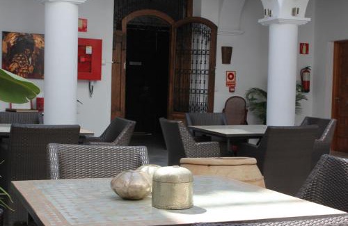 Rio Velez Hotel | Elegant Hotel Palacio Blanco with Oceanfront Views
