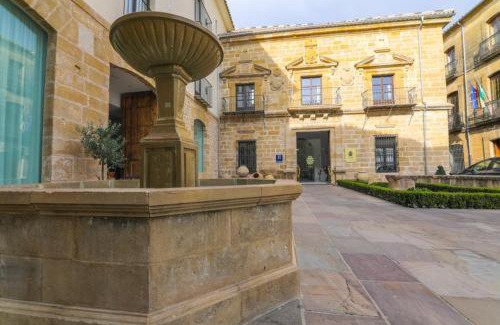 Ubeda Hotel | Elegant Hotel Palacio De Úbeda: 5-Star Comfort Awaits
