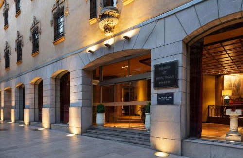 Centro - Sagrario Hotel | Elegant Stay at Hotel Palacio de Santa Paula, Autograph Collection