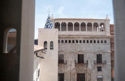 Old Town Hotel | Explore Hotel Palacio La Marquesa: Pet-Friendly & Accessible