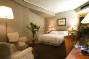 Zaragoza Old Town Hotel | Discover Hotel Palafox: 5-Star Stay with Pool & Restaurant