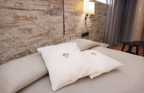 Sant Julia de Ramis Hotel | Discover Hotel Palau de Girona: Spa Retreat & Family-Friendly