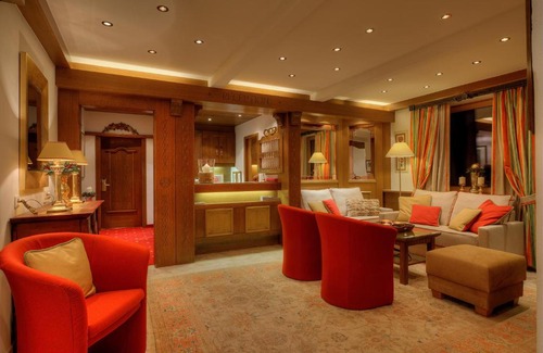 Ischgl Hotel | Relaxing Retreat at Hotel Palin with Spa & Hot Tub Access