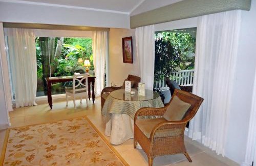 Boquete Hotel | Discover Comfort at Hotel Panamonte: Rated 9/10 with Eco Amenities