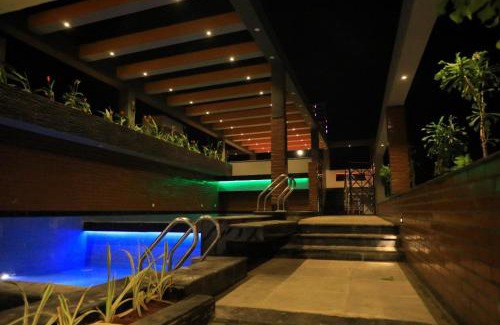 Thirunallar Hotel | Hotel Pandian