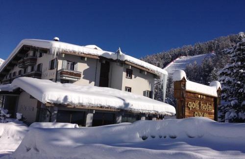 Teola Hotel | Hotel Parè: Pet-Friendly Retreat with Pool & Hot Tub
