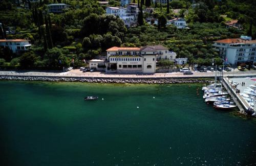 Torbole sul Garda Hotel | Oceanfront Escape at Hotel Paradiso Conca d'Oro