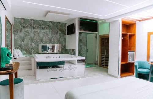 Castel Volturno Hotel | Discover Hotel Paradiso: Pet-Friendly with Spa & Hot Tub