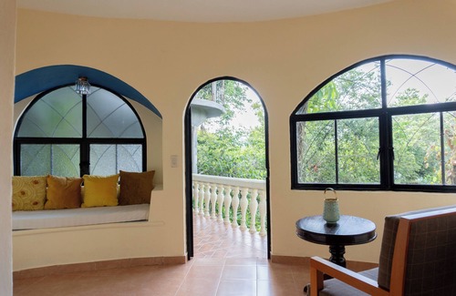 Xilitla Hotel | Discover Relaxation at Hotel Paraiso Encantado with Pool & Spa