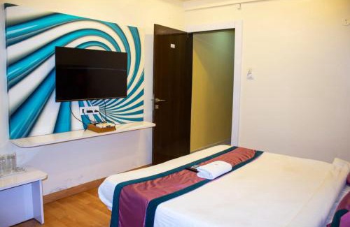 Nagpur Hotel | Discover Hotel Parashar: Pet-Friendly Retreat with Breakfast