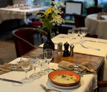 Le Vesinet Hotel | Discover Hôtel Paris Vésinet: Family-Friendly Getaway