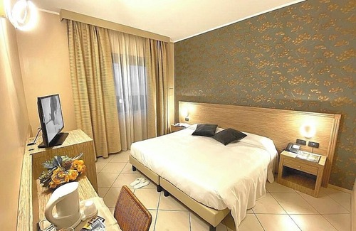 Nichelino Hotel | Discover Comfort at Hotel Parisi with Top Amenities