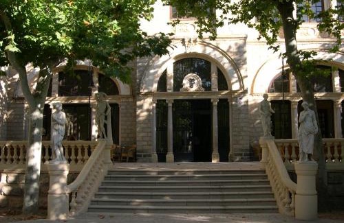 Alhama de Aragon Hotel | Relaxing Getaway at Hotel Parque Balneario Termas Pallares