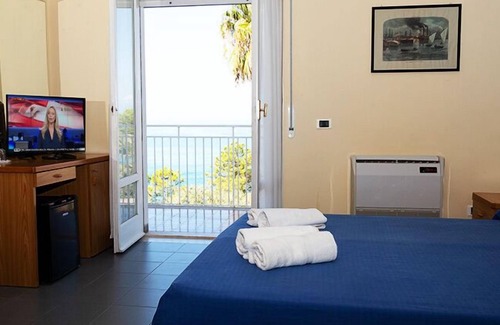 Cirella Hotel | Discover Hotel Parthenius: Rated 9.2/10 with Family Amenities