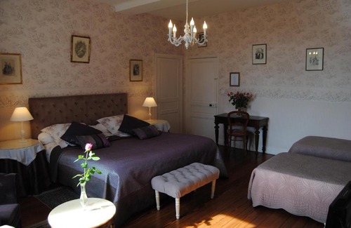 Bayeux Bed & Breakfast | Discover Hotel Particulier de Sainte Croix - Family Friendly Stay