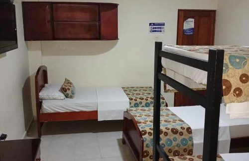 Centro Historico Hotel | Affordable Hotel Paseo Colon Inn: Pet-Friendly & Family Fun