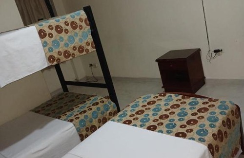 Centro Historico Hotel | Affordable Hotel Paseo Colon Inn: Pet-Friendly & Family Fun