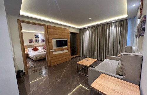 Jabalpur Hotel | Comfortable Stay at Hotel Pasricha with Great Amenities