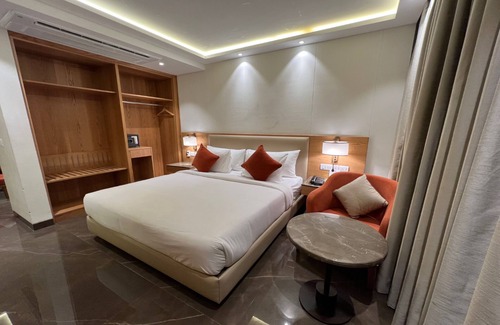 Jabalpur Hotel | Comfortable Stay at Hotel Pasricha with Great Amenities