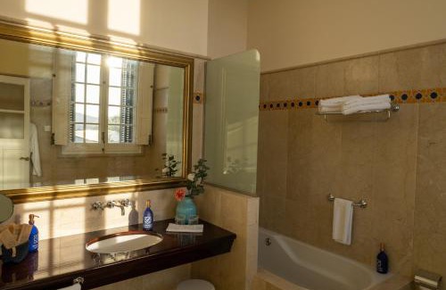 Naron Hotel | Discover Hotel Pazo Libunca - Pet Friendly & Top Rated Stay
