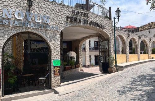 Bernal Hotel | Relax at Hotel Peña Florencia: Pet & Child Friendly Retreat