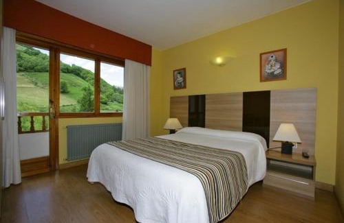 Limes Hotel | Discover Hotel Peñagrande: Family-Friendly Stay Awaits