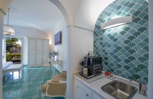 Praiano Hotel | Experience Hotel Pellegrino: Top-Rated Ocean View Retreat
