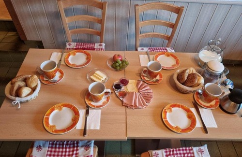 Bodenmais Hotel | Pet-Friendly Hotel Pension Anke with Ocean View Dining