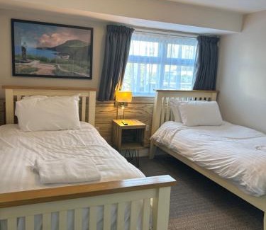 New Quay Hotel | Pet-Friendly Hotel Penwig with Oceanfront Views & Dining