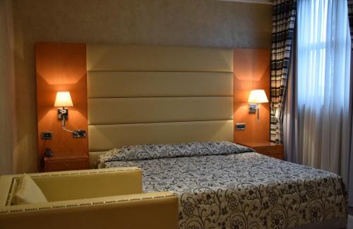 Perugia Hotel | Discover Hotel Perusia: Oceanfront Getaway with Pool