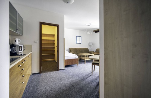 Loucna nad Desnou Hotel | Discover Hotel Petrovy Kameny: Family-Friendly Retreat