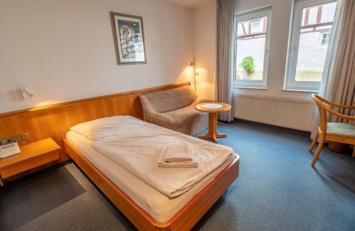 Nuertingen Hotel | Hotel Pflum mit Gästehaus