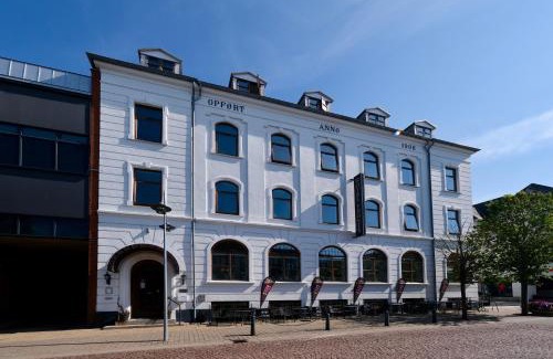 Bronderslev Hotel | Explore Hotel Phønix Brønderslev: Pet-Friendly Retreat