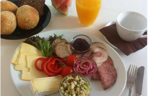 Holstebro Apartment | Discover Hotel Phønix: Family-Friendly with Great Amenities
