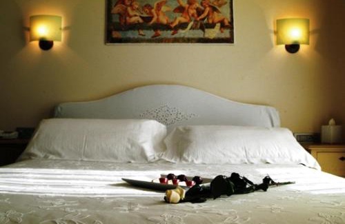 Villongo Hotel | Pet-Friendly Hotel Piccolo Principe with Hot Tub & Breakfast