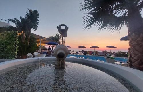 Intavolata Hotel | Pet-Friendly Hotel Piccolo Mondo with Ocean View Pool