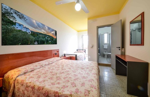 Peschici Hotel | Budget-Friendly Hotel Piccolo Paradiso with Family Amenities