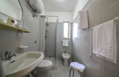 Peschici Hotel | Budget-Friendly Hotel Piccolo Paradiso with Family Amenities