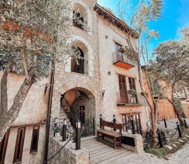 Santeagueda House | Kid-Friendly Retreat at Hotel Pietro Santo - 4-Star Comfort