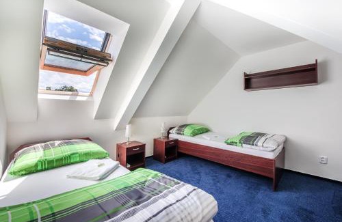 Kacov Hotel | Discover Hotel Pivovar Kácov: Family-Friendly Retreat