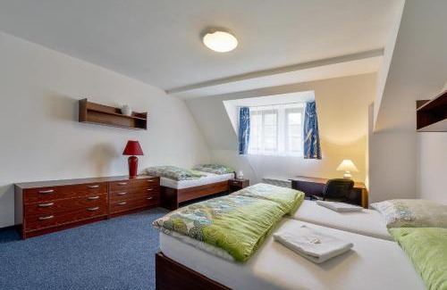 Kacov Hotel | Discover Hotel Pivovar Kácov: Family-Friendly Retreat
