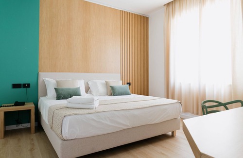 Caserta Hotel | Relax at Hotel Plana: 4-Star Stay with Spa & Breakfast