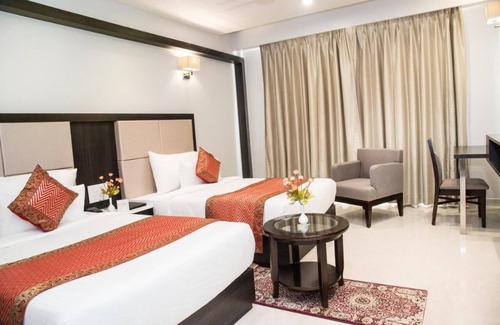Bahraich Hotel | Experience Comfort at Hotel Platinum Shravasti with Breakfast