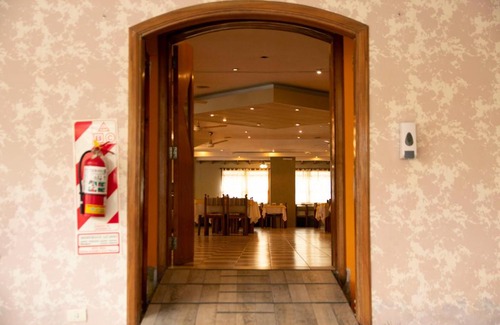 San Clemente Hotel | Family-Friendly Getaway at Hotel Playa - Rated 8.5/10