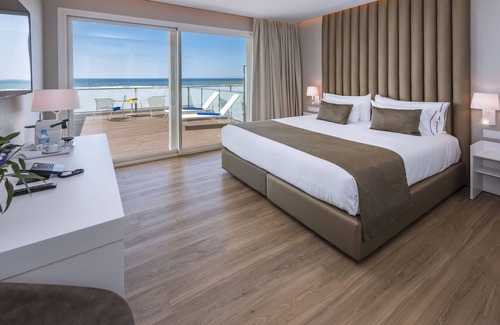 Castelldefels Hotel | Discover Hotel Playafels: 4-Star Stay with Pool and Spa